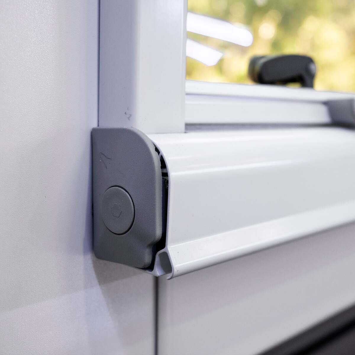 EuroVision 2 Window / Blind 300 x 500 Black Frame