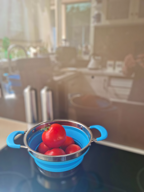 Non Stick 2.5L Collapsible Silicone Pot Medium